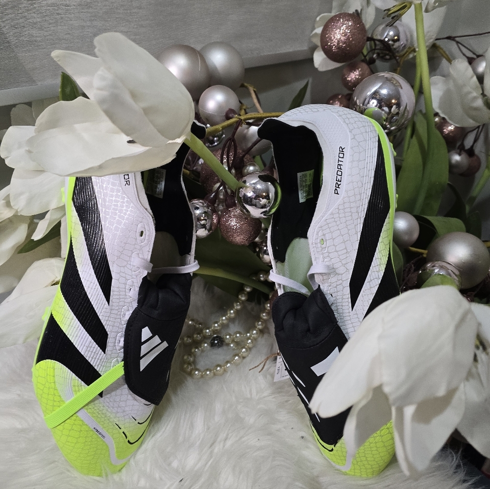 Adidas Predator League Fold-Over Tongue Firm/Multi-Ground mens CleatsSize13